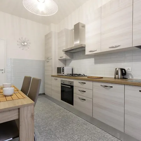 Artist Apartman *